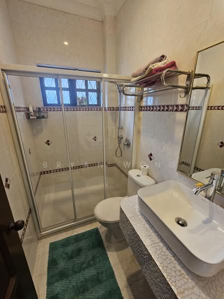Rumah Berkembar untuk Dijual di Damansara Jaya (Petaling Jaya) - Bryan Wong - Bathroom - PropertyGuru.com.my