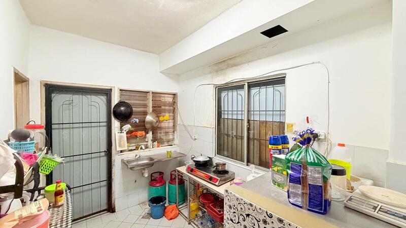 2 Storey Terrace Corner Jalan Hijau, Green Valley, Bandar Tasik Puteri, Rawang. untuk Untuk Dijual - RM 455,000, Feb 2026 - Kitchen - PropertyGuru.com.my