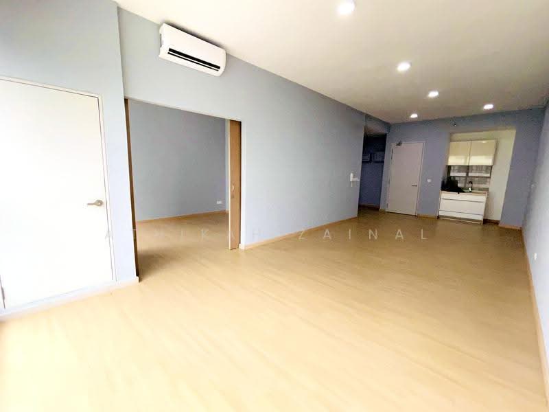 Shop / Office for Sale in Sungai Buloh (Selangor) - Athikah Zainal - Living Room - PropertyGuru.com.my
