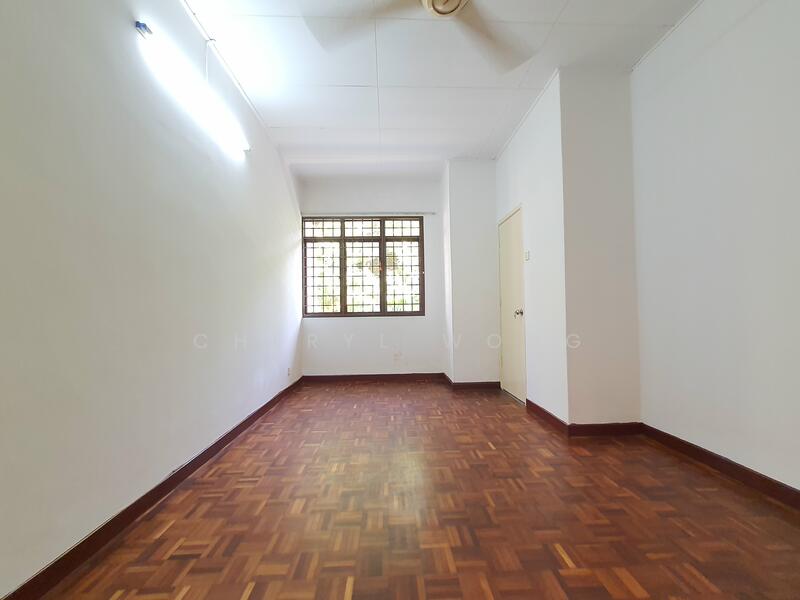 2-storey Terraced House for Sale in Bandar Utama Damansara (Petaling Jaya) - Cheryl Wong - 2nd Room  - PropertyGuru.com.my