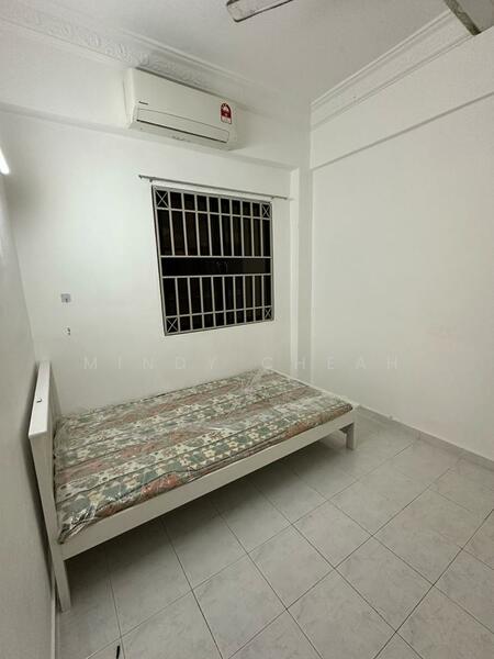 Condominium for Sale at Taman Desa Relau 2 - Mindy Cheah - Bedroom - PropertyGuru.com.my