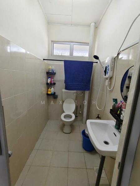 2-storey Terraced House for Sale in Senai (Johor) - Max Toh - Bathroom - PropertyGuru.com.my