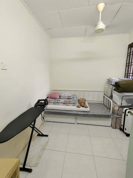 2-storey Terraced House for Sale in Senai (Johor) - Max Toh - Bedroom - PropertyGuru.com.my