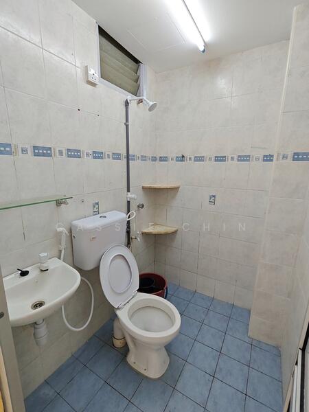 Apartment for Sale at Seri Mutiara Apartment - Cassie Chin - Bathroom - PropertyGuru.com.my