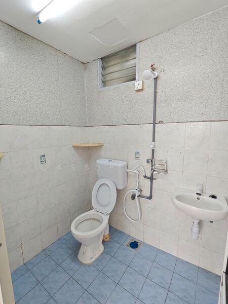 Apartment for Sale at Seri Mutiara Apartment - Cassie Chin - Bathroom - PropertyGuru.com.my