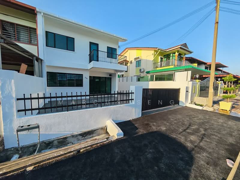 2-storey Terraced House for Sale in Taman Pasir Puteh (Ipoh) - Marcus Seng - Exterior - PropertyGuru.com.my