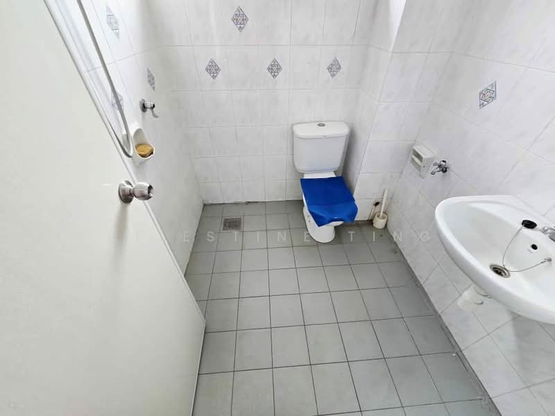 2-storey Terraced House for Sale in Bandar Sunway Semenyih (Semenyih) - Celestine Ting - Bathroom - PropertyGuru.com.my