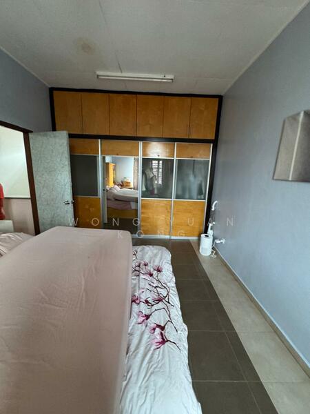 1.5-storey Terraced House for Sale in Bukit Raja (Selangor) - Wong Yuan Kong - Bedroom - PropertyGuru.com.my