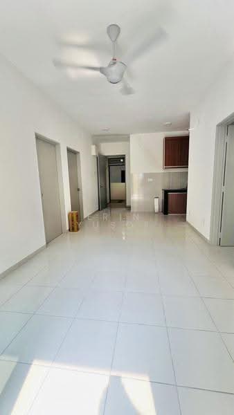 Kediaman Servis untuk Disewa di Residensi Emas - Erin Yusof - Living Room - PropertyGuru.com.my