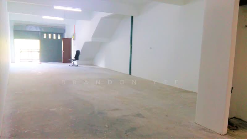 Shop for Rent in Taman Puncak Jalil (Seri Kembangan) - Brandon Yee - Interior - PropertyGuru.com.my