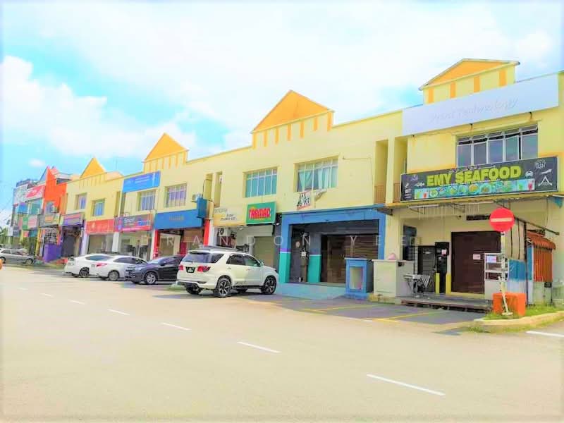 Shop for Rent in Taman Puncak Jalil (Seri Kembangan) - Brandon Yee - Exterior - PropertyGuru.com.my