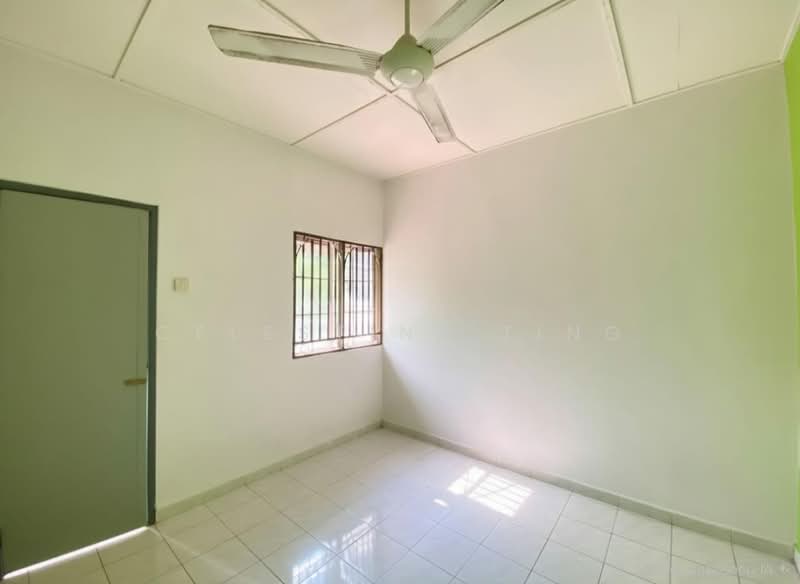 2-storey Terraced House for Sale in Taman Seri Mewah (Kajang) - Celestine Ting - Interior - PropertyGuru.com.my