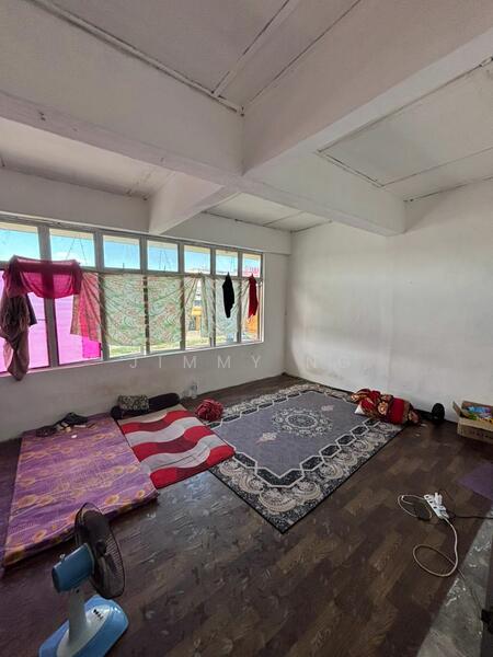 Shop for Sale in Taman Bunga Raya (Masai) - Jimmy Ng - Interior - PropertyGuru.com.my