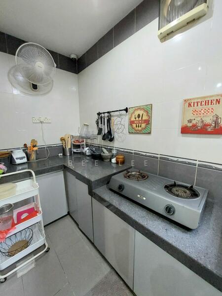 Alam Nusantara untuk Untuk Dijual - RM 1,100,000, Mac 2026 - Kitchen - PropertyGuru.com.my