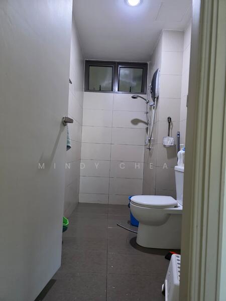 Condominium for Sale at Skycube - Mindy Cheah - Bathroom - PropertyGuru.com.my