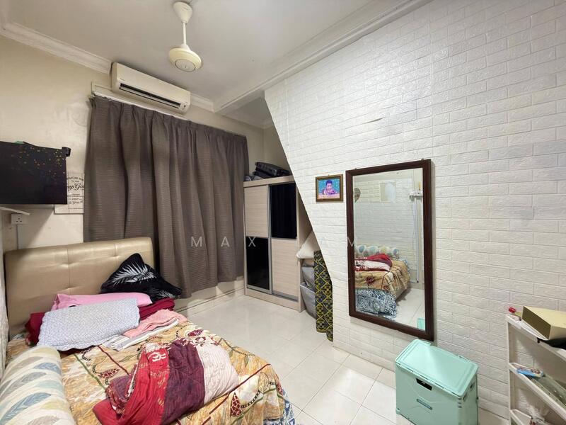 For Sale - Taman Pelangi Indah