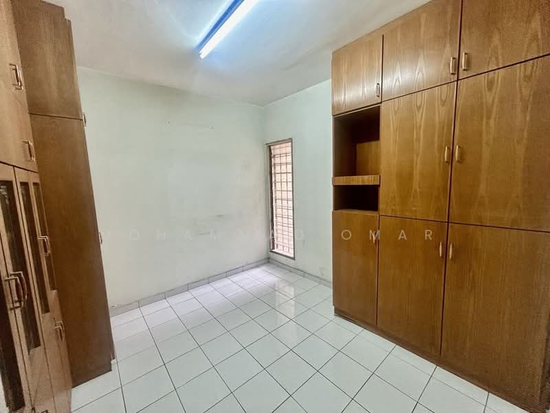 Townhouse for Sale in Taman Impian Indah (Sungai Buloh) - Mohammad Omar - PropertyGuru.com.my
