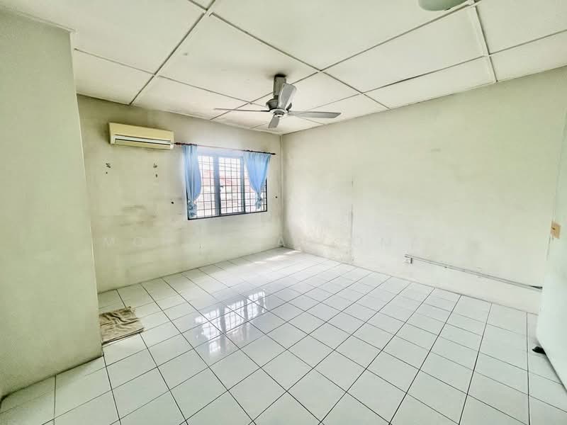 Townhouse for Sale in Taman Impian Indah (Sungai Buloh) - Mohammad Omar - PropertyGuru.com.my