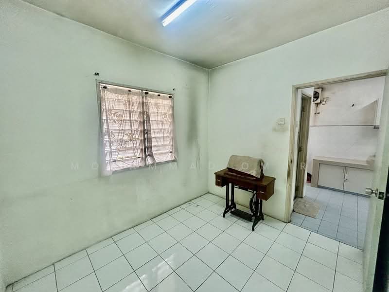 Townhouse for Sale in Taman Impian Indah (Sungai Buloh) - Mohammad Omar - PropertyGuru.com.my