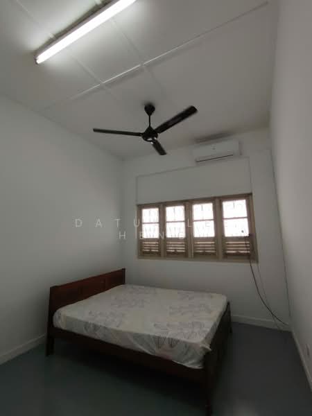 Taman Canning untuk Untuk Disewa - RM 1,200 /bulan, Mac 2026 - Bedroom - PropertyGuru.com.my