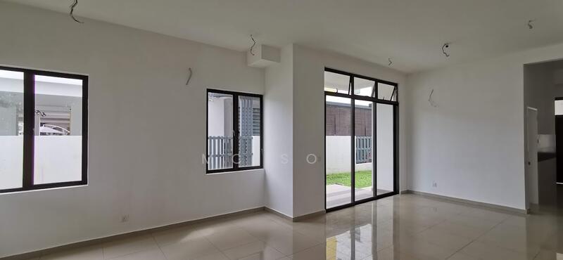 Semi-Detached House for Sale in Setia Alam (Selangor) - MC Soh - Living Room - PropertyGuru.com.my
