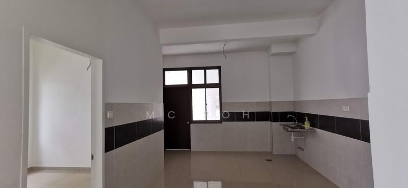 Semi-Detached House for Sale in Setia Alam (Selangor) - MC Soh - Kitchen - PropertyGuru.com.my