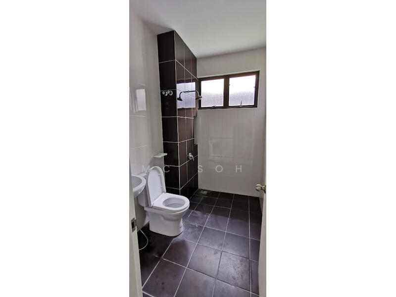 Semi-Detached House for Sale in Setia Alam (Selangor) - MC Soh - Bathroom - PropertyGuru.com.my