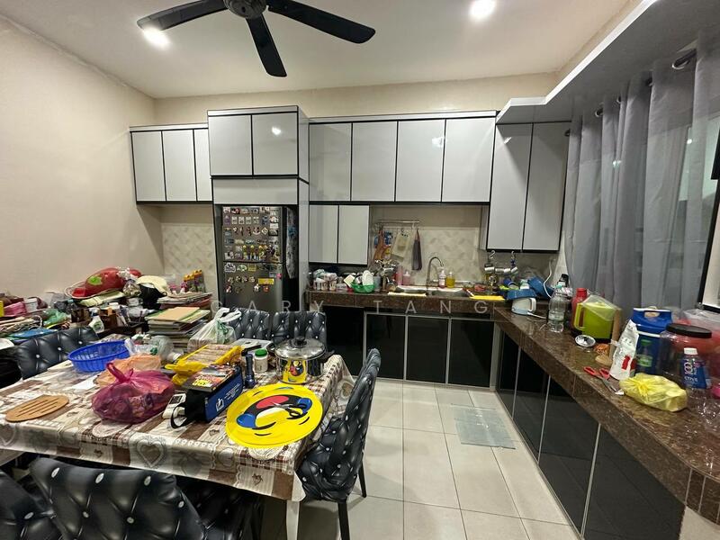 Cluster House for Sale in Medan Klebang Mewah (Chemor) - Gary Tang - Kitchen - PropertyGuru.com.my