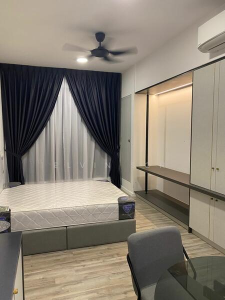 Servis Apartment untuk Dijual di Millerz Square Serviced Residence - Elvin Soh - Bedroom - PropertyGuru.com.my