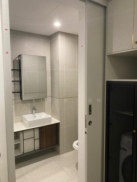 Servis Apartment untuk Dijual di Millerz Square Serviced Residence - Elvin Soh - Bathroom - PropertyGuru.com.my