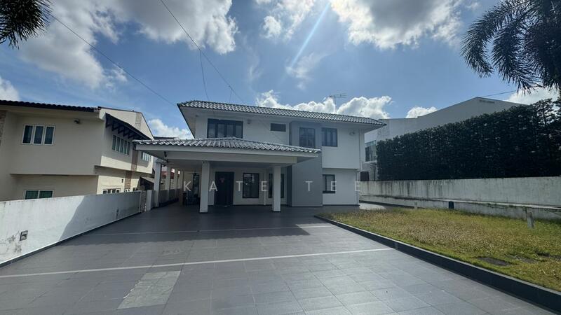 Commercial Bungalow for Rent in Taman Pelangi (Johor Bahru) - Kate Tee - Exterior - PropertyGuru.com.my