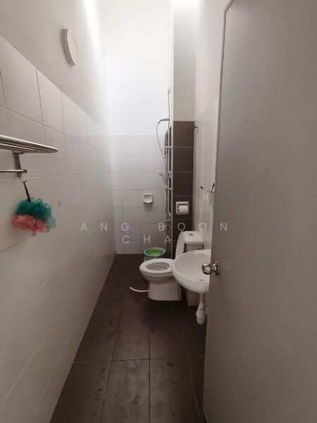 2-storey Terraced House for Sale in Iskandar Puteri (Nusajaya) (Johor) - Ang Boon Chai - Bathroom - PropertyGuru.com.my