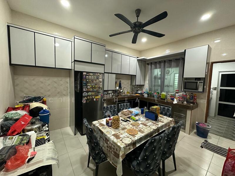Semi-Detached House for Sale in Taman Klebang Restu (Chemor) - Chea Chea Lim - Kitchen - PropertyGuru.com.my