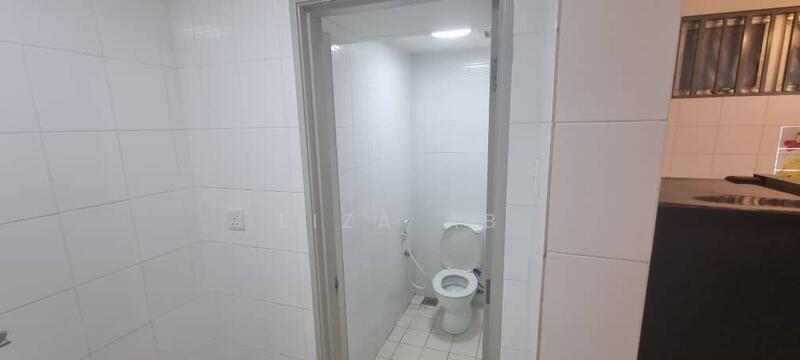 Service Residence for Rent at Domain 2 @ NeoCyber - Liza AB - Bathroom - PropertyGuru.com.my