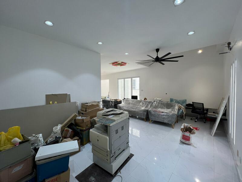 USJ One Park - Twin Villas untuk Untuk Dijual - RM 1,880,000, Mac 2026 - Living Room - PropertyGuru.com.my