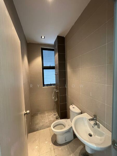 USJ One Park - Twin Villas untuk Untuk Dijual - RM 1,880,000, Mac 2026 - Bathroom - PropertyGuru.com.my