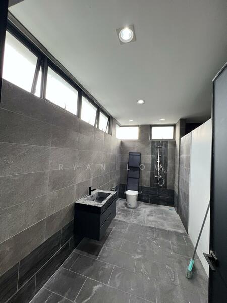 USJ One Park - Twin Villas untuk Untuk Dijual - RM 1,880,000, Mac 2026 - Bathroom - PropertyGuru.com.my