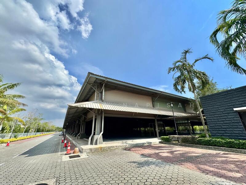 Shop for Sale in Taman Pura Kencana (Batu Pahat) - Saedah Napisah - PropertyGuru.com.my