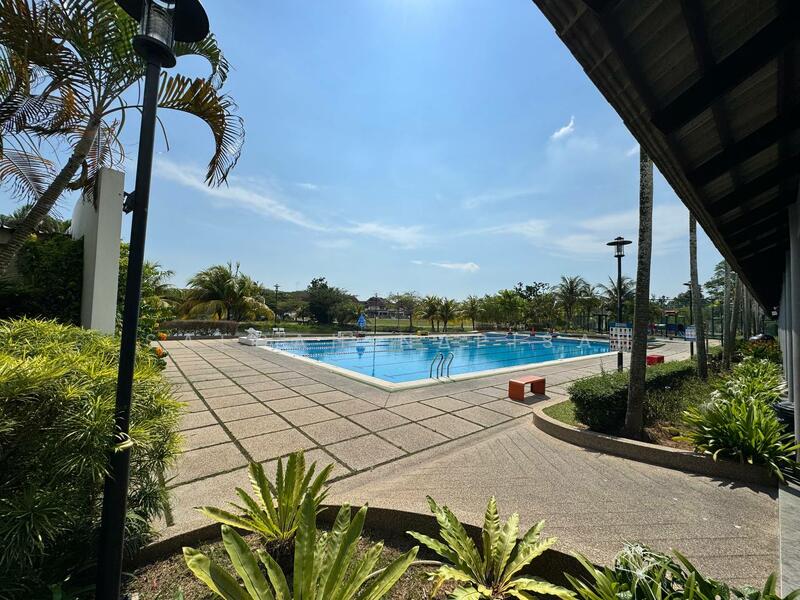 Shop for Sale in Taman Pura Kencana (Batu Pahat) - Saedah Napisah - Exterior - PropertyGuru.com.my