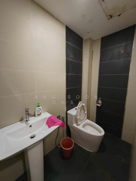 Shop for Sale in Taman Sri Tebrau (Johor Bahru) - Ang Boon Chai - Bathroom - PropertyGuru.com.my