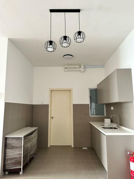 Condominium for Rent at Lakefront Homes - Liza AB - Kitchen - PropertyGuru.com.my