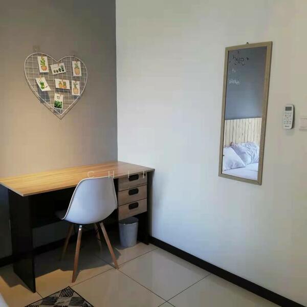 Service Residence for Rent at Luminari - Chii Lee - Study - PropertyGuru.com.my