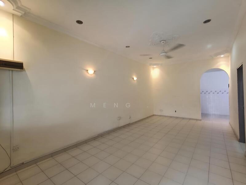 1-storey Terraced House for Sale in Skudai (Johor) - Meng . - Living Room - PropertyGuru.com.my