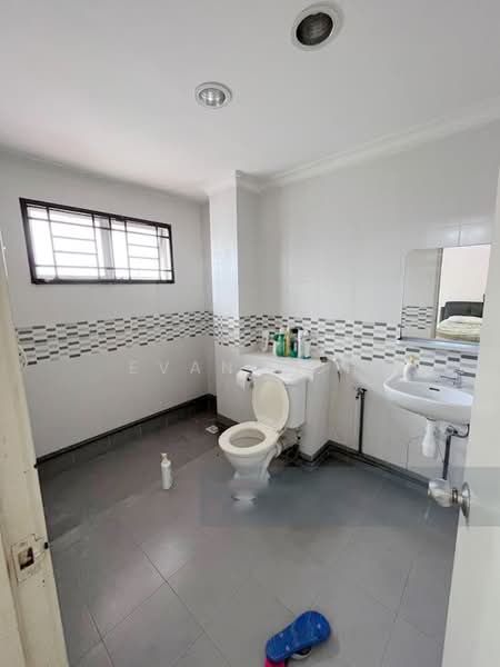 Kinrara Mas untuk Untuk Dijual - RM 1,250,000, Mac 2026 - Bathroom - PropertyGuru.com.my
