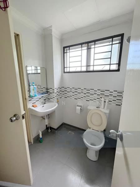 Kinrara Mas untuk Untuk Dijual - RM 1,250,000, Mac 2026 - Bathroom - PropertyGuru.com.my