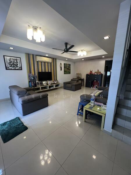 Terraced House for Sale in Sungai Buloh (Selangor) - See Hui Tan - Living Room - PropertyGuru.com.my