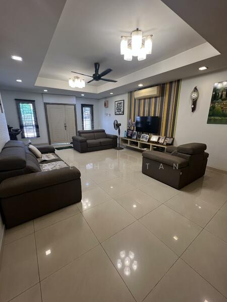 Terraced House for Sale in Sungai Buloh (Selangor) - See Hui Tan - Living Room - PropertyGuru.com.my