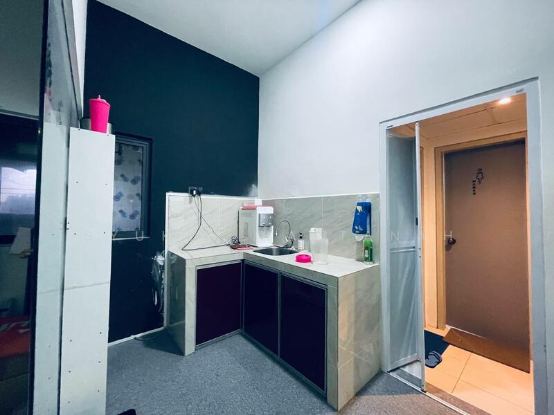 Shop Office @ KL Traders Square Setapak untuk Untuk Disewa - RM 4,500 /bulan, Feb 2026 - Kitchen - PropertyGuru.com.my