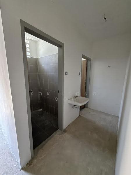 Terrace Factory for Rent in Padang Serai (Kedah) - Kok Leong Ooi - Bathroom - PropertyGuru.com.my