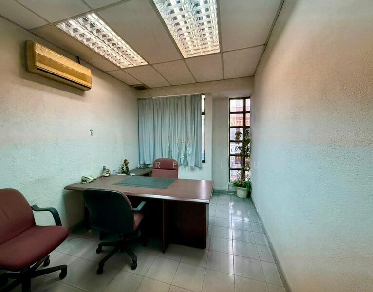 SUNGAI DUA COMMERCIAL - OFFICE SHOPLOT untuk Untuk Disewa - RM 1,200 /bulan, Feb 2026 - Study - PropertyGuru.com.my